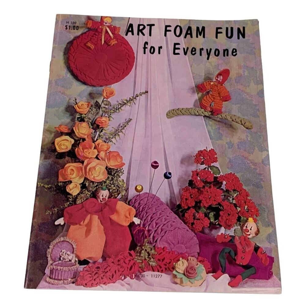 vintage 1968 Art Foam Fun for Everyone dolls flowers decor Craft Course book